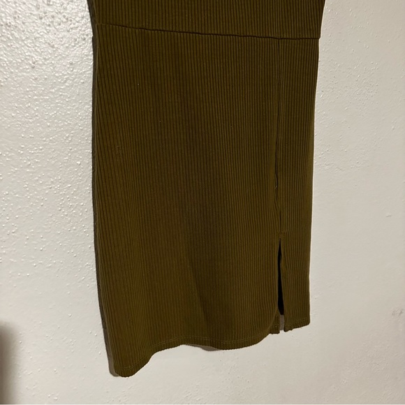 ReformationGreen L Laurena Knit In Dark Olive - Picture 5 of 10